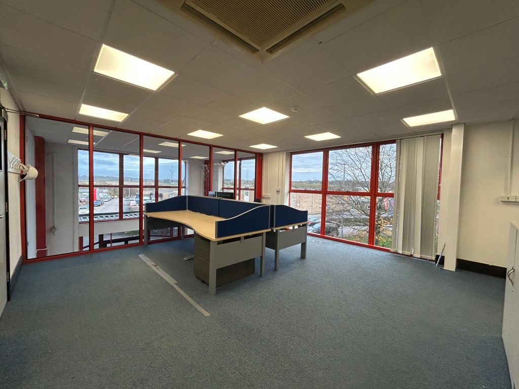 Property photo 3 of 10 Photo 2