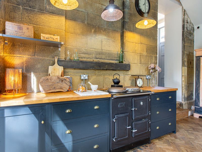 Property photo 3 of 26