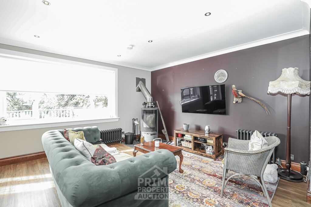 Property photo 3 of 31