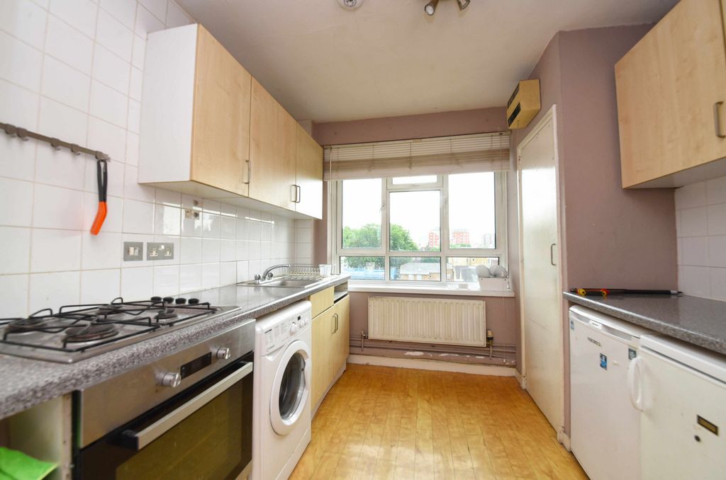 Property photo 2 of 9