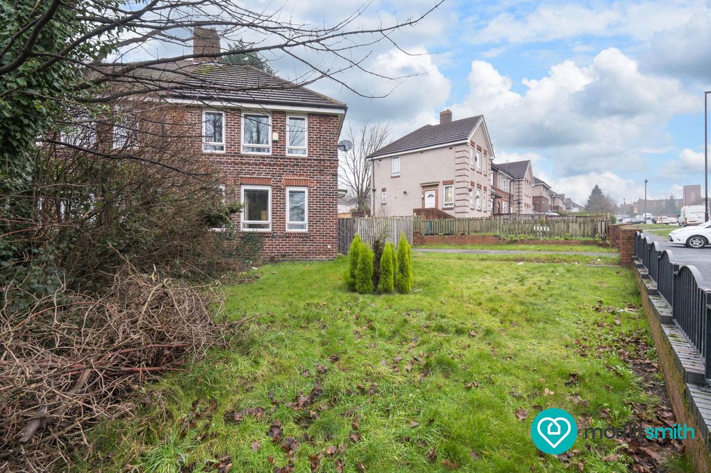 Property photo 2 of 18