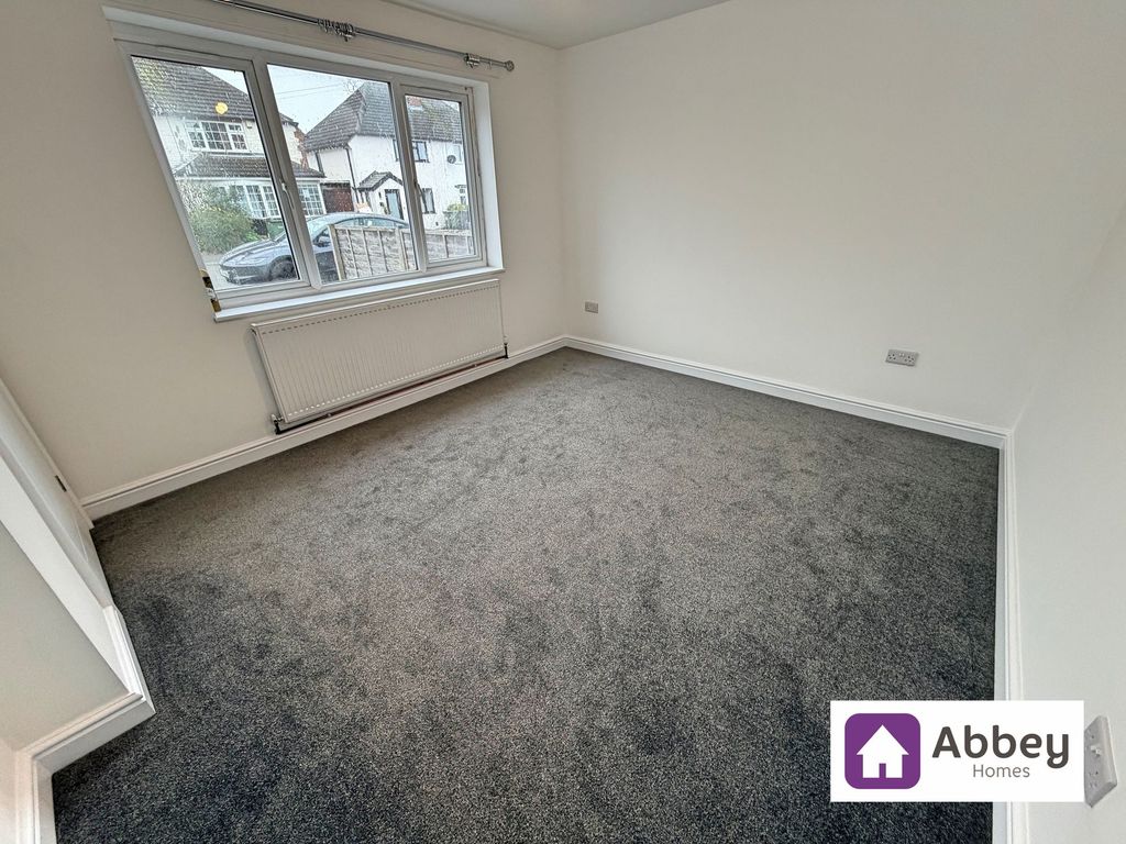 Property photo 2 of 20 Lounge