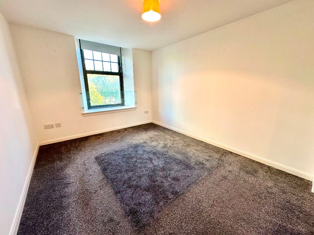 Property photo 3 of 12 Photo 3