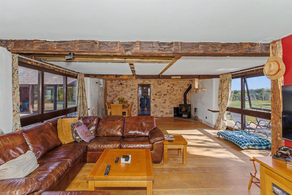 Property photo 2 of 47 Photo 1