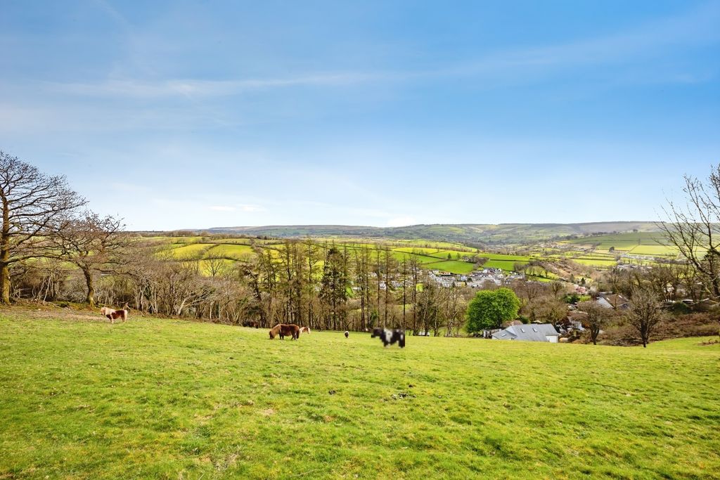 Property photo 3 of 43 Pbox-Img.Jpg