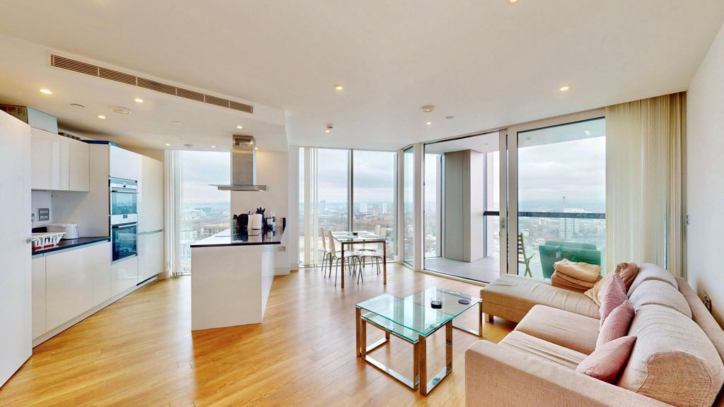 Property photo 2 of 18 Picture No. 28