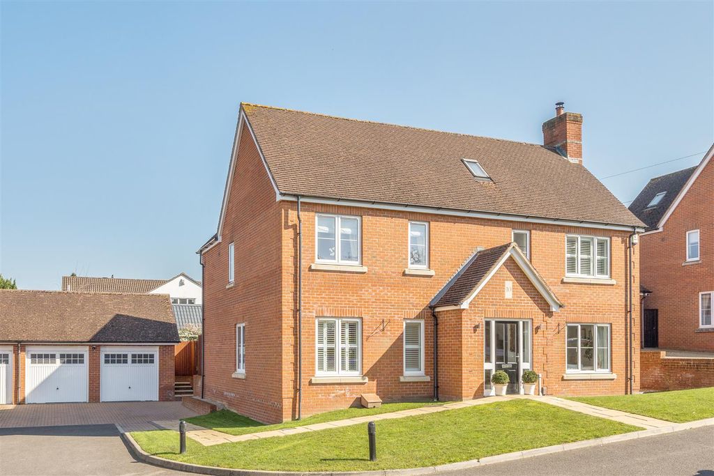 Property photo 1 of 27 1431544-1-69Bbf2Ef52F41.Jpg