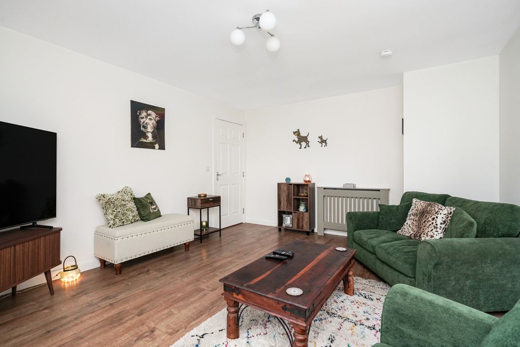 Property photo 3 of 13 Property Image 3