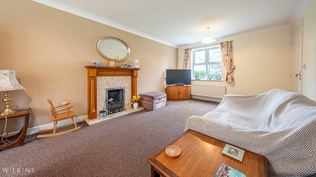 Property photo 2 of 33 Photograph