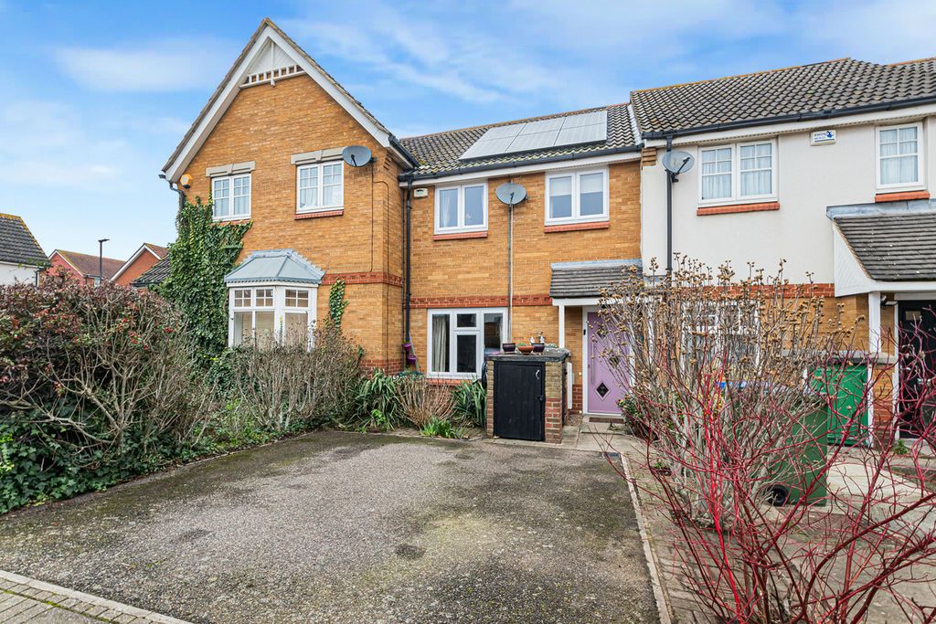 Property photo 1 of 11