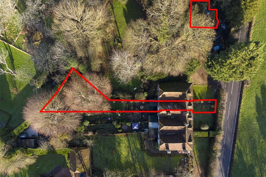 Property photo 3 of 31