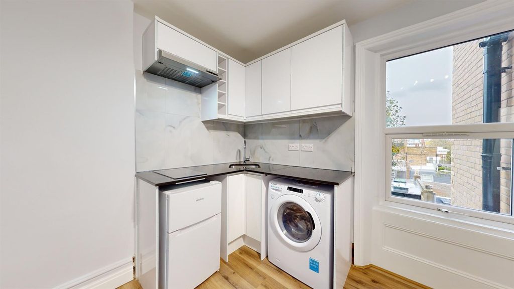Property photo 2 of 11 65307Ec74Fe76A8Fda2638ce_09Fac0A8Eb55A7Ef3303A9E54