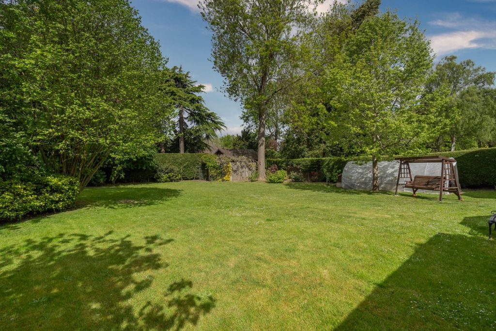 Property photo 2 of 29