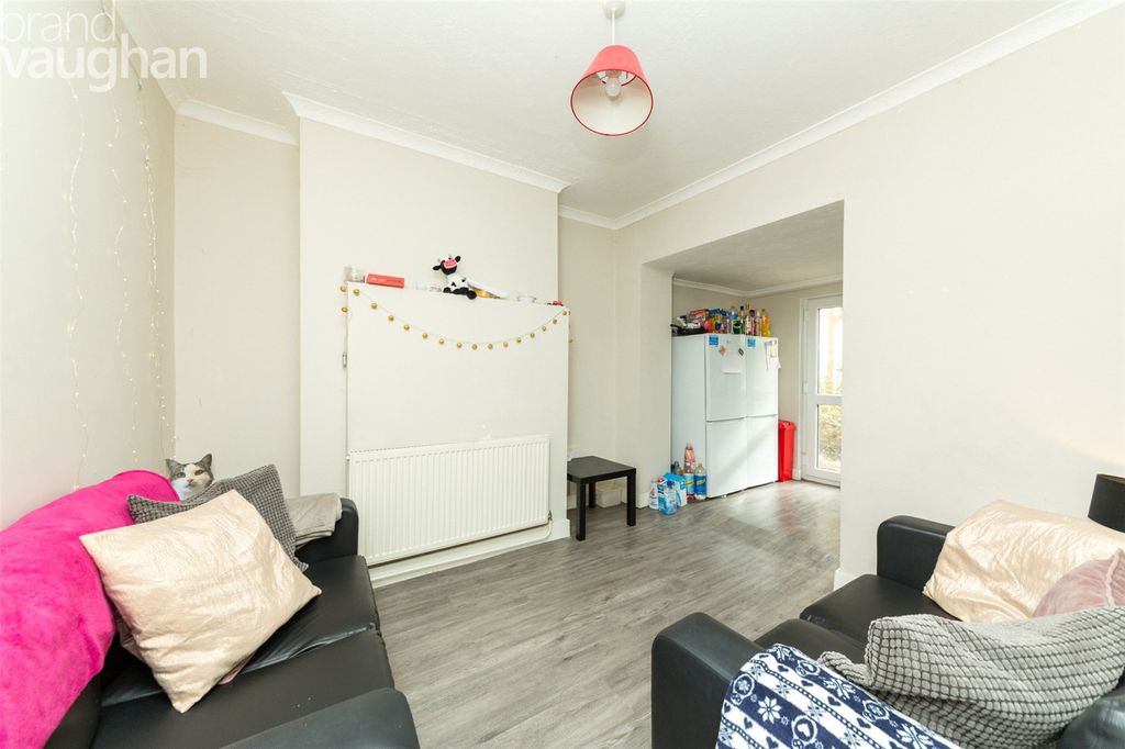 Property photo 3 of 9 Picture No. 05