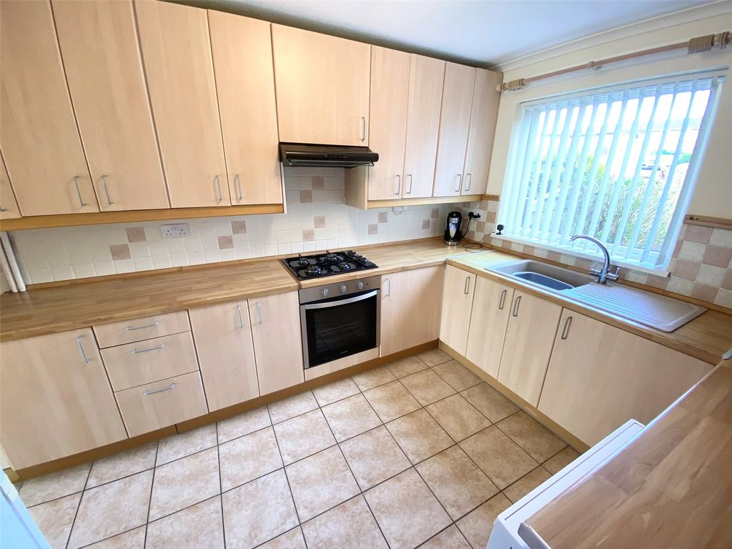 Property photo 2 of 18 Picture No. 09