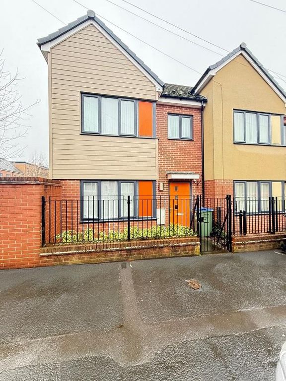 Property photo 1 of 10 1 Vince Street - Front.Jpg