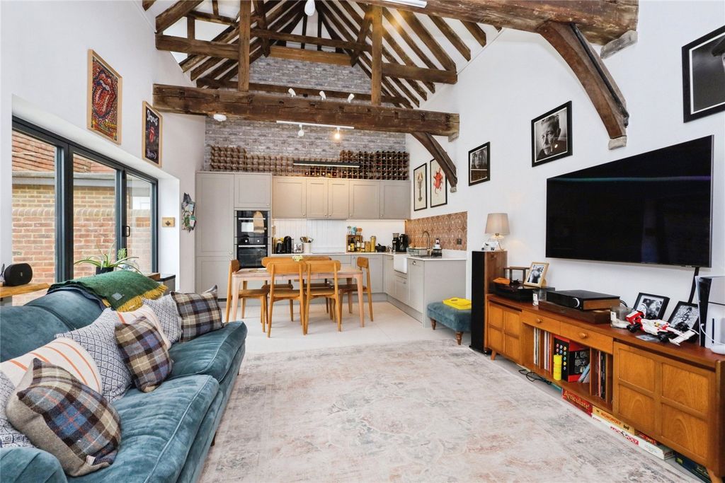 Property photo 2 of 11 Picture No. 07