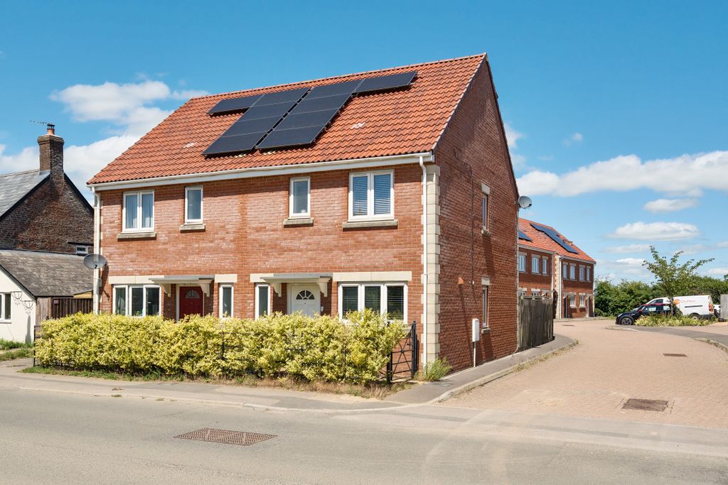 Property photo 1 of 20 1477196576A3573F84d304Arw1