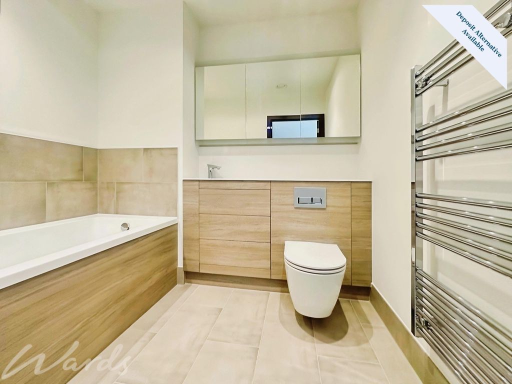 Property photo 3 of 17 Bathroom