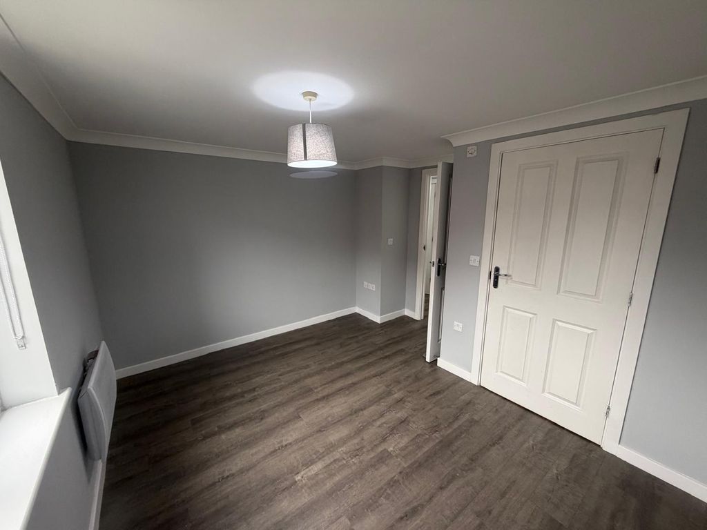 Property photo 3 of 13 Bedroom One