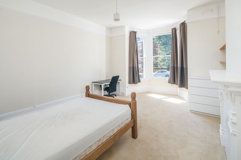 Property photo 3 of 11 Bedroom 1