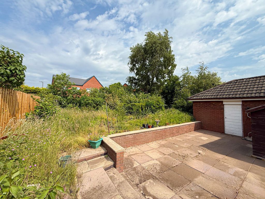 Property photo 3 of 14