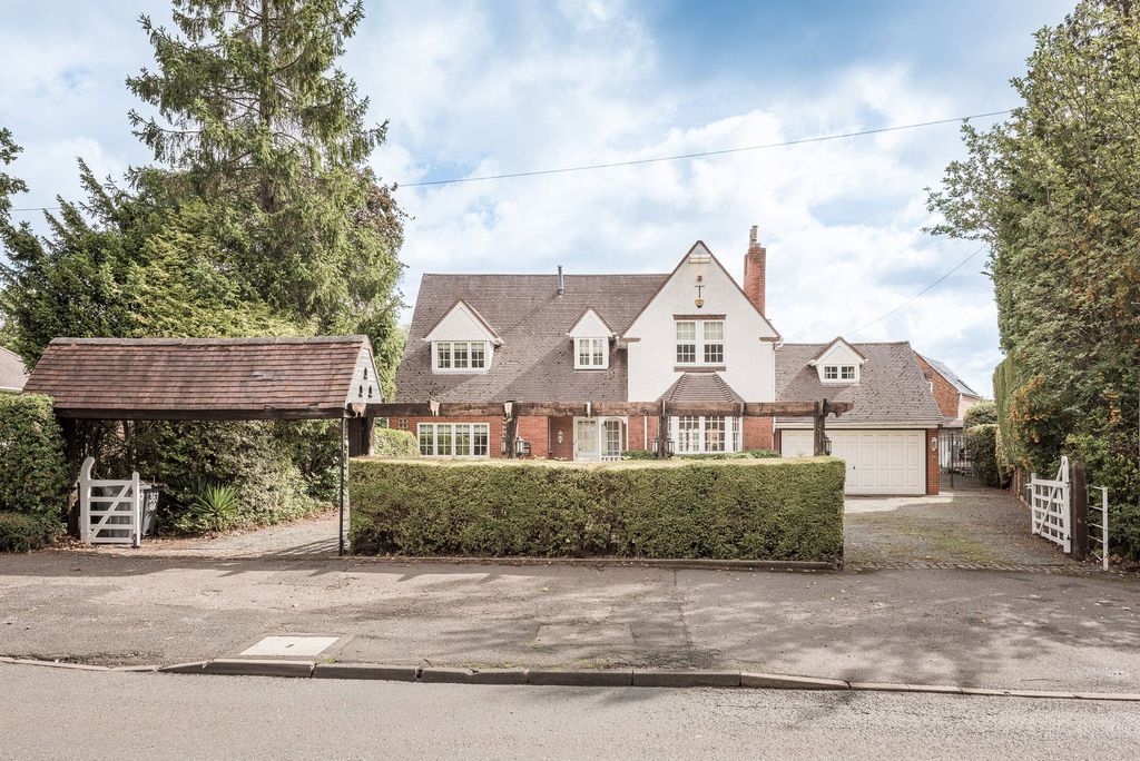 Property photo 2 of 55