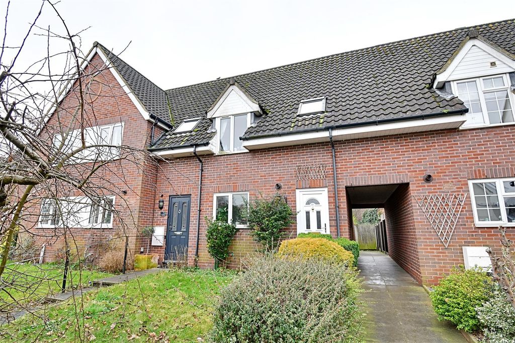 Property photo 1 of 10 Front 1.Jpg