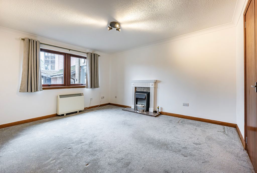 Additional image 4 of 1 bed flat for saleFenwick Place, Giffnock, Glasgow G46