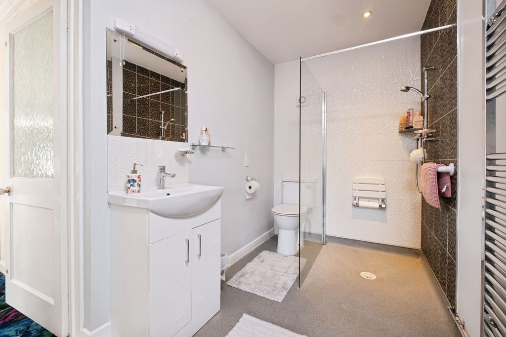 Additional image 20 of 6 bed detached house for salePenscynor, Neath SA10