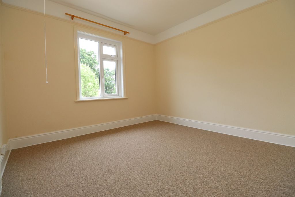 Property photo 2 of 9 Photo 16