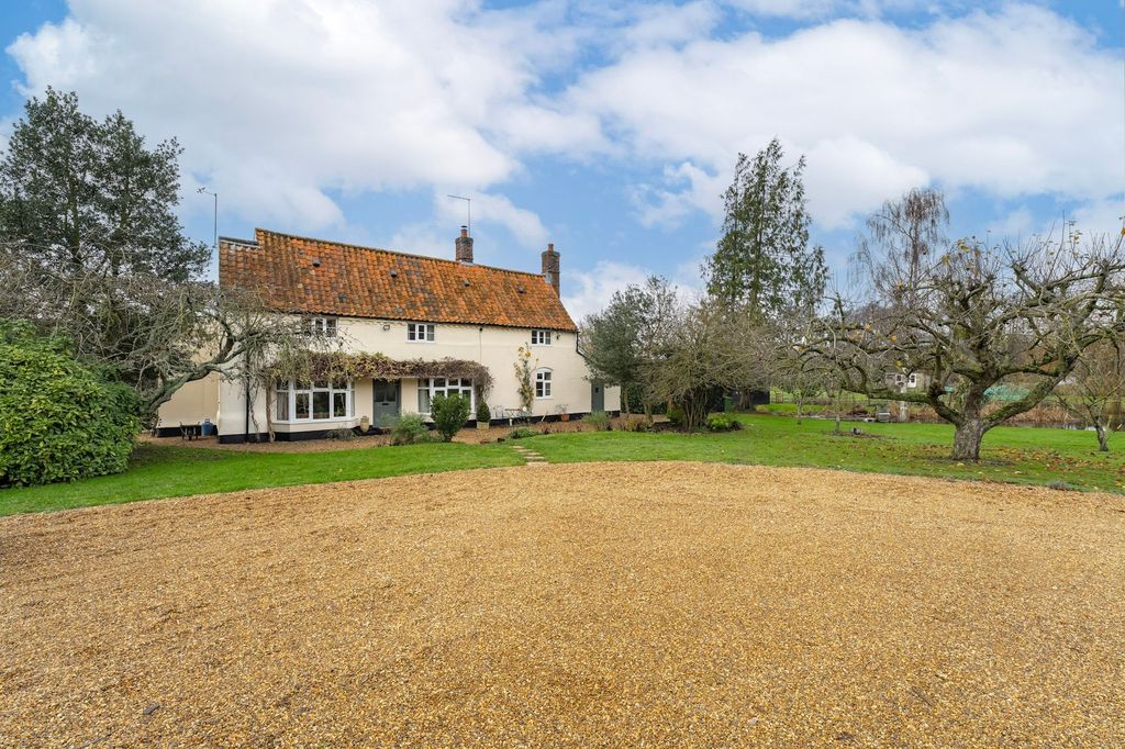 Property photo 1 of 30