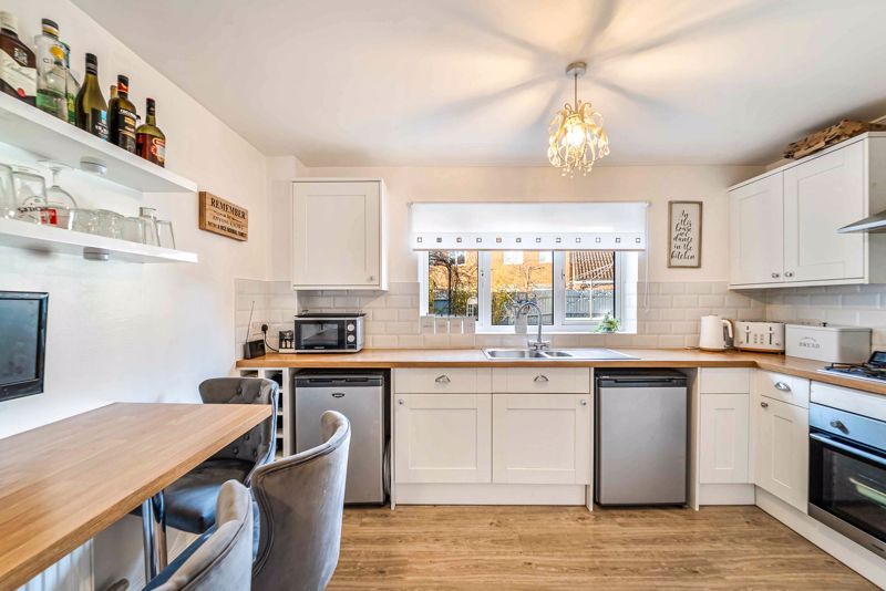 Property photo 3 of 27 Photo 22