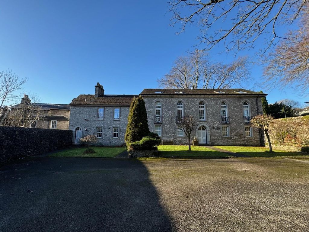 Property photo 2 of 12 3.Jpg