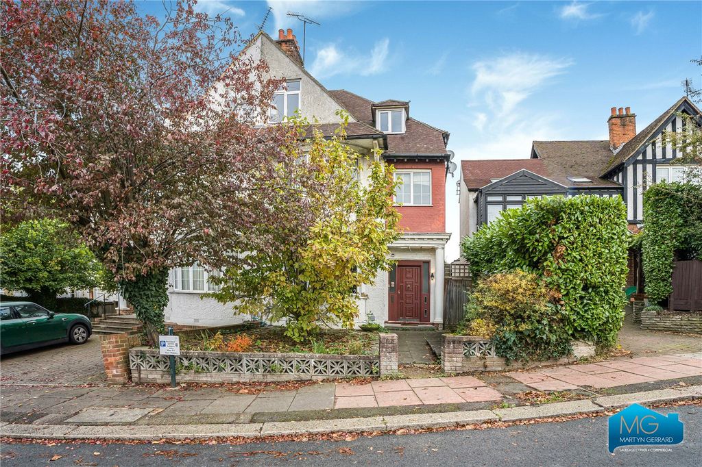 Property photo 1 of 24 Picture No. 13
