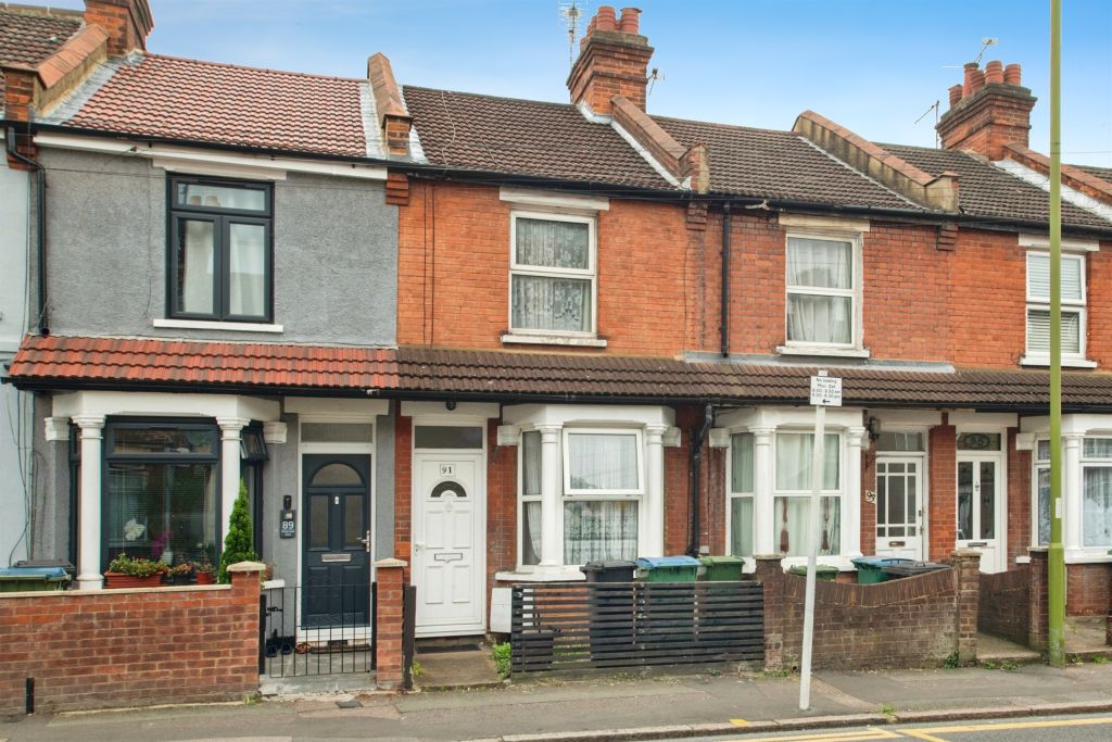 Property photo 1 of 17