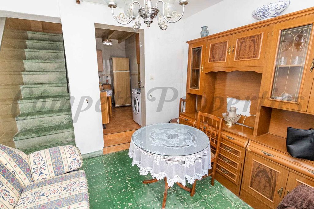 Property photo 3 of 10
