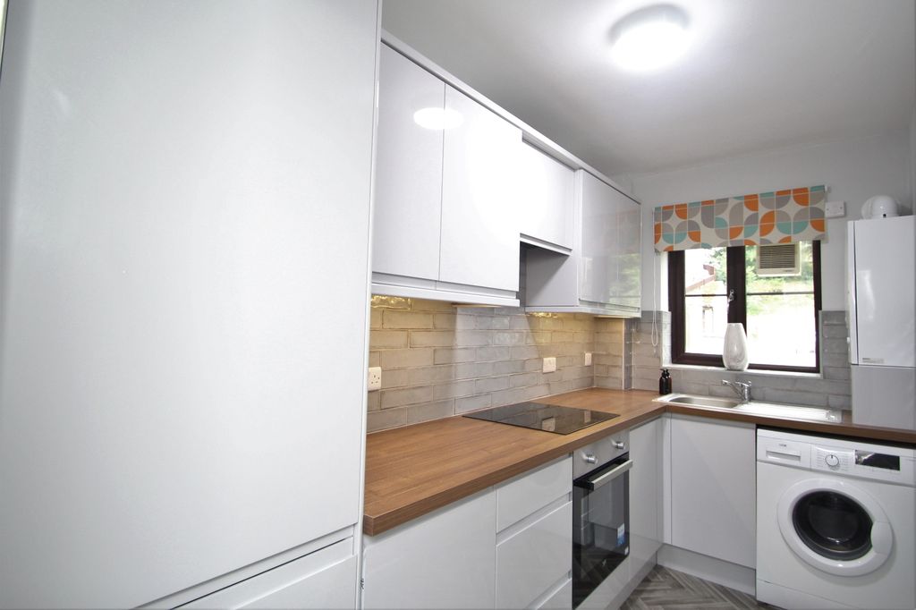 Property photo 2 of 7 0 General