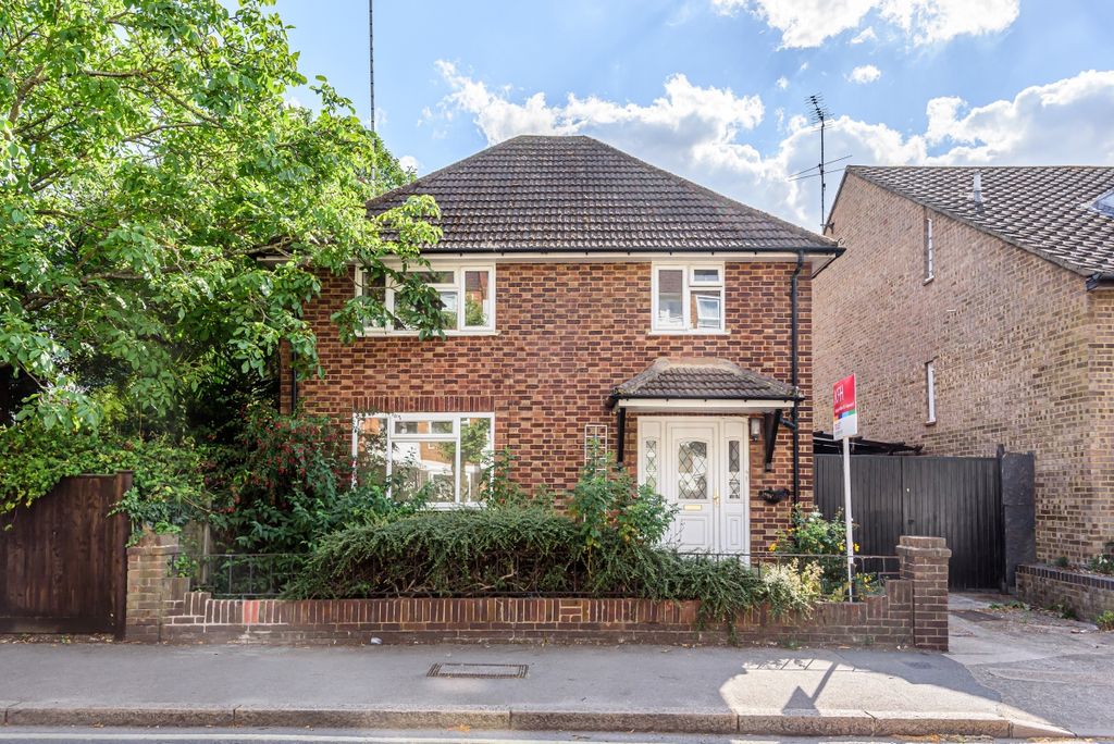 Property photo 1 of 6 868866 (1)