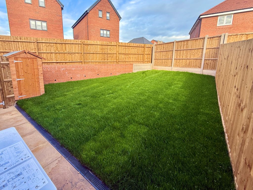 Property photo 2 of 26