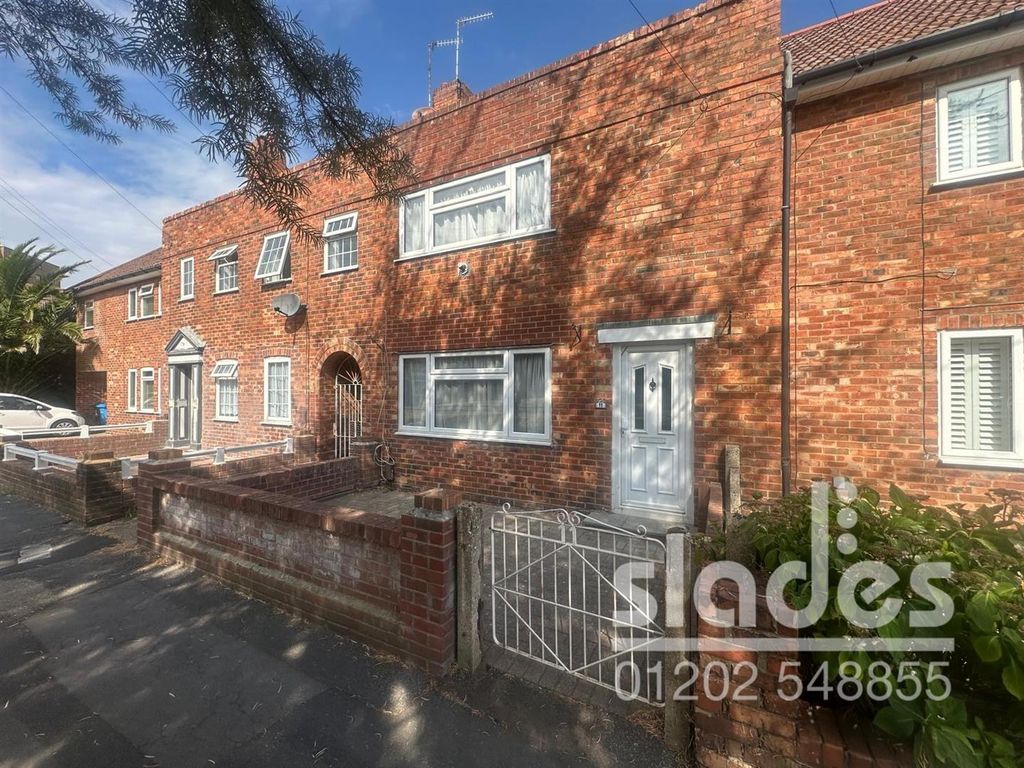 Property photo 1 of 17