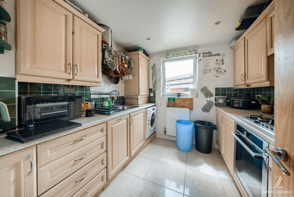 Property photo 3 of 9 Xt5A3701-Hdr(3)