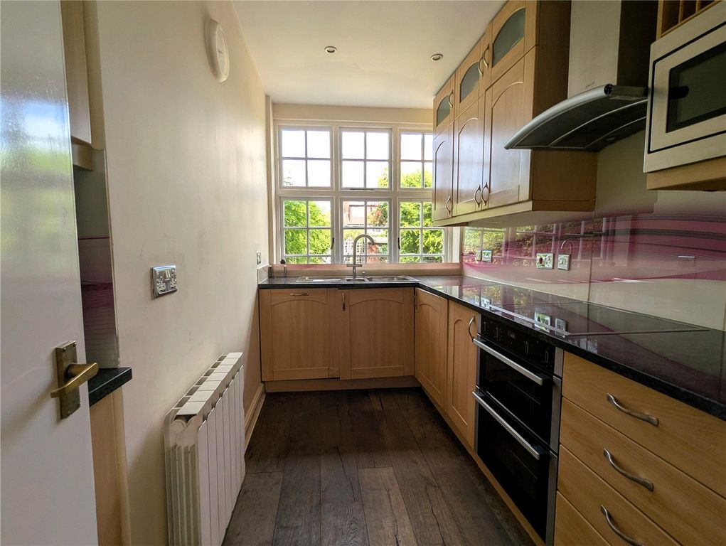Property photo 3 of 16 Picture No. 20