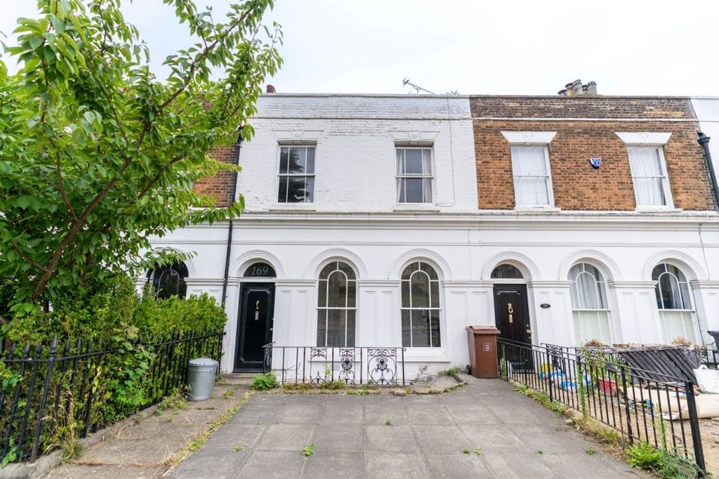Property photo 1 of 6