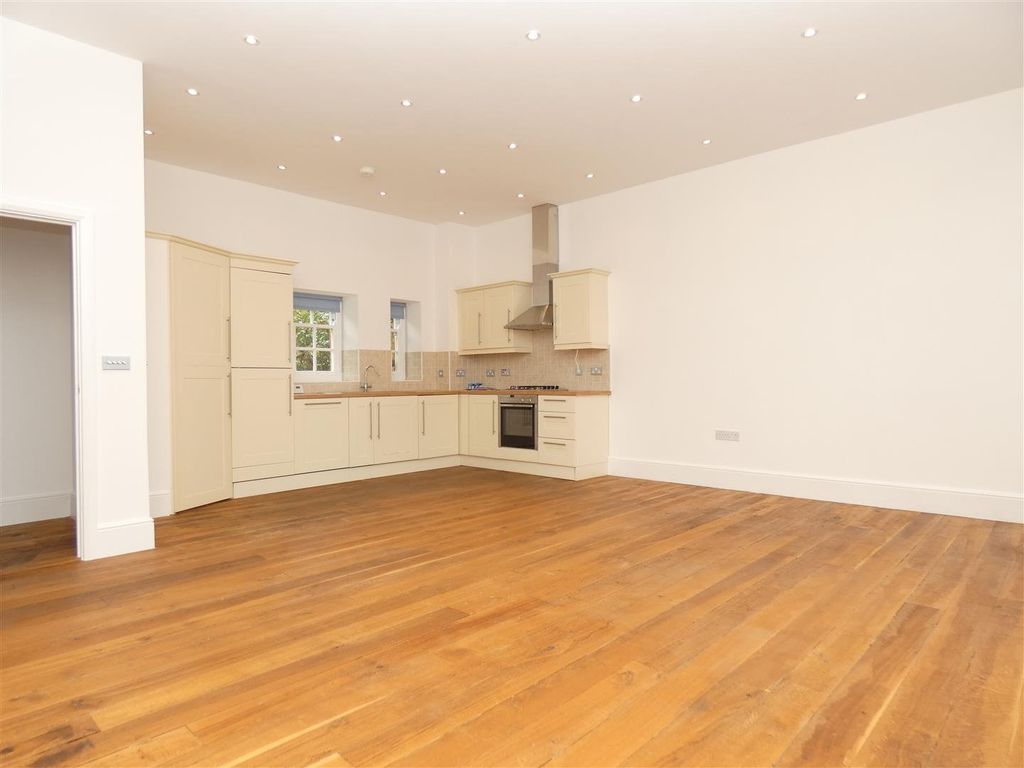 Property photo 2 of 10 Picture No. 02