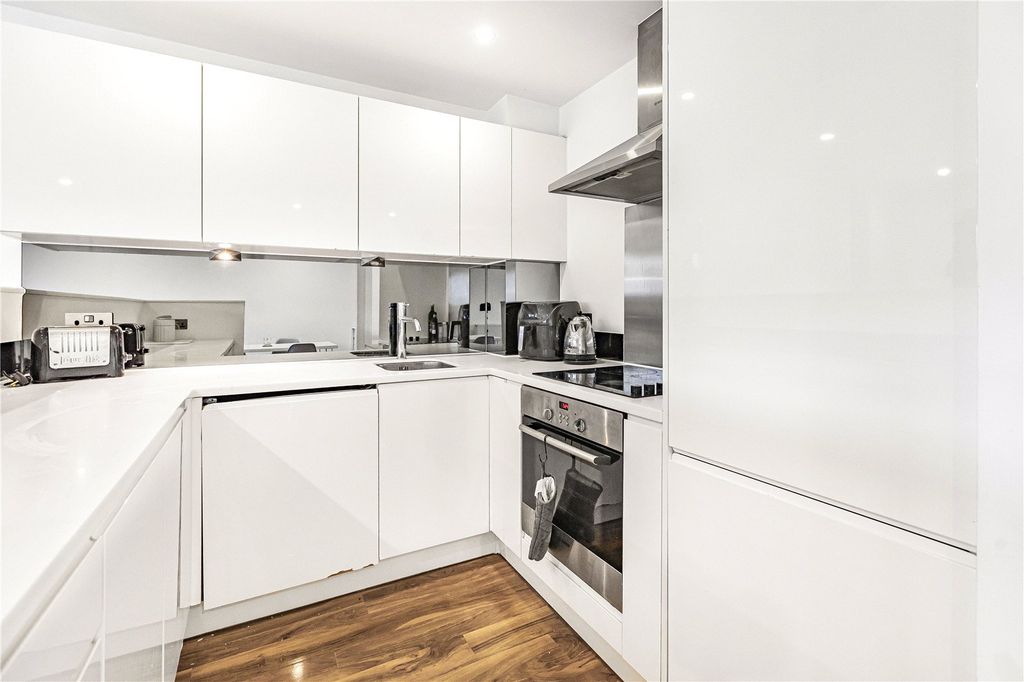 Property photo 2 of 18 Open Plan Living