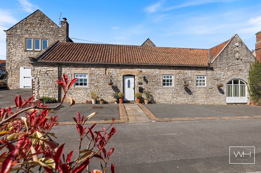 Property photo 2 of 17 The Mistal_Cusworth 02_297