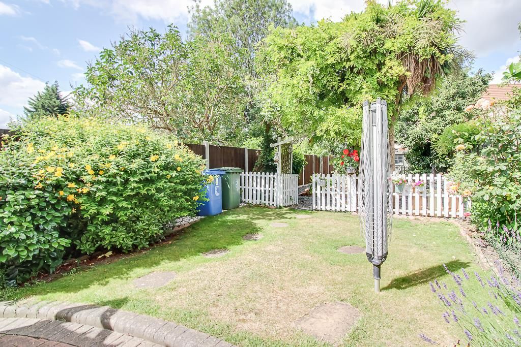 Property photo 2 of 31 Garden