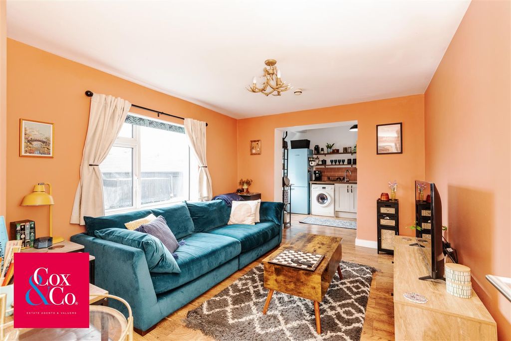 Property photo 1 of 13 81M_4869,v2.Jpg