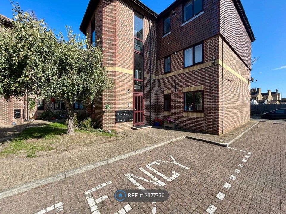 Property photo 3 of 11